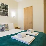 Portucale ! 3 Bedroom With Private Terrace *